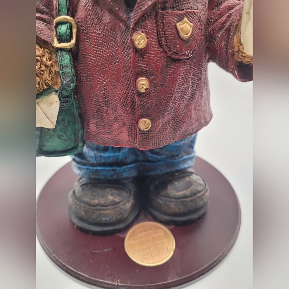 Teddy Bear 100th Anniversary Mailman Figurine Ceramic 1902-2002 - Picture 6 of 8